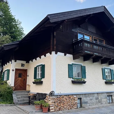 Kollinger Feriehus *